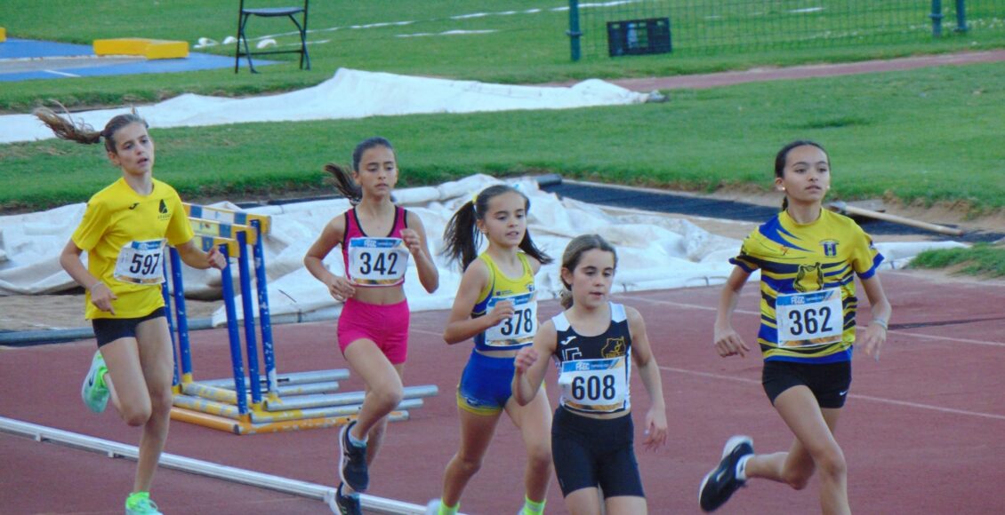 Foto de niños entrenando atletismoen gran canaria 3com squad (5)