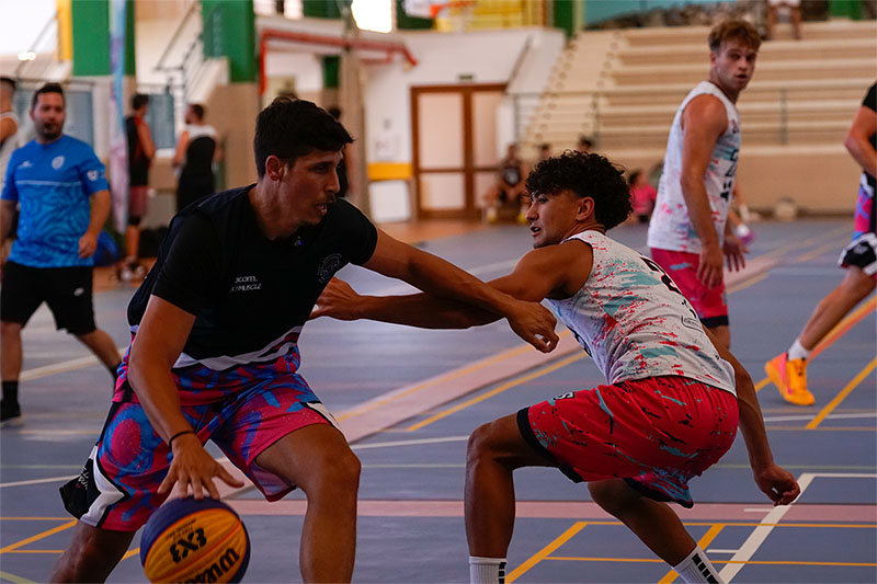 Jugadores de StreetFlavour en el 3x3 de El Rosario - 3COM Squad