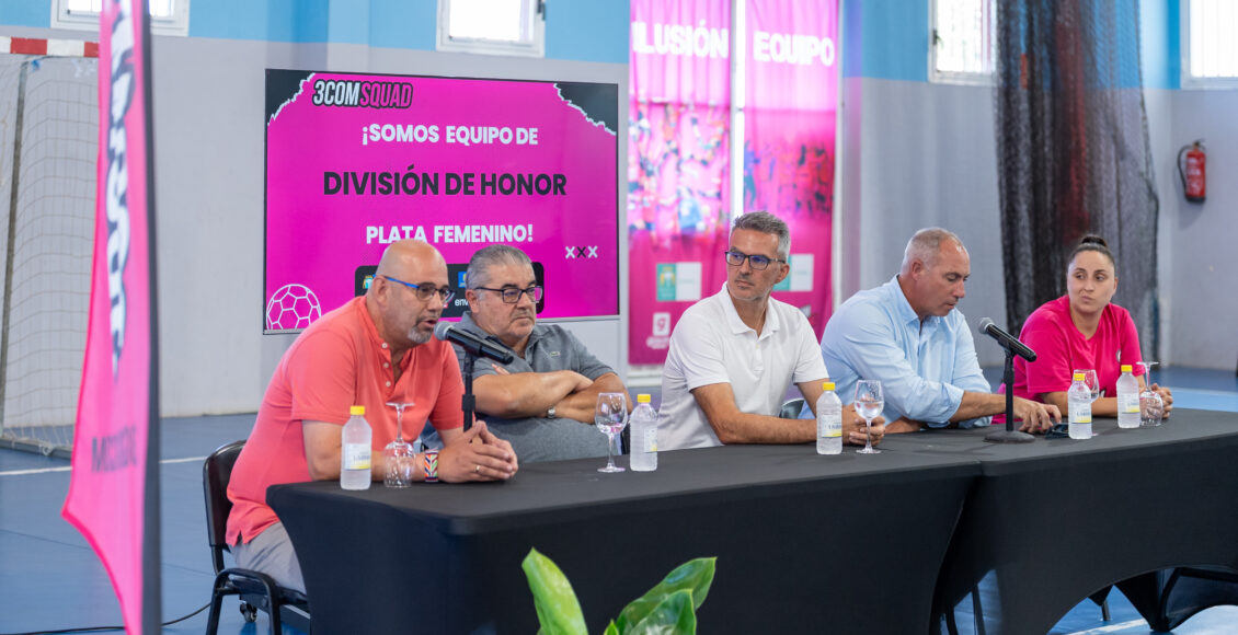 SESION-RUEDA-DE-PRENSA-PRESENTACION-ASCENSO-14-07-2026 (22)